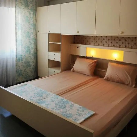 Sea View Palio Apartment Palaiontsiflikion